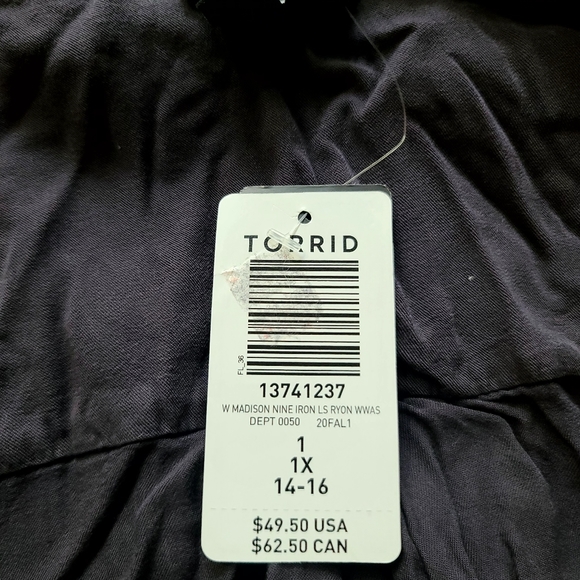 Torrid Dress Shirt Size 1 - Picture 2 of 2
